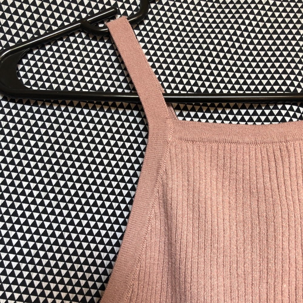 Berry Tank Top - Picture 4 of 5